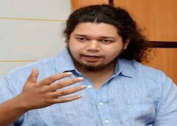 वंचित बहुजन आघाडीचे नेते प्रकाश आंबेडकर यांचा मुलगा सुजात आंबेडकर रुग्णालयात दाखल; भर उन्हात प्रचार सुरू असताना तब्येत बिघडली