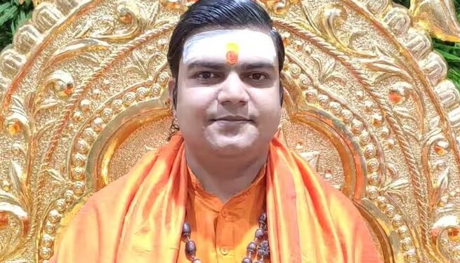 Nashik Lok Sabha Elections : महायुतीला नाशिकमध्ये उमेदवारीच गणितचं सुटेना; भाजपकडून आता महंत अनिकेत शास्त्रींची देखील इच्छुकांच्या यादीमध्ये उडी