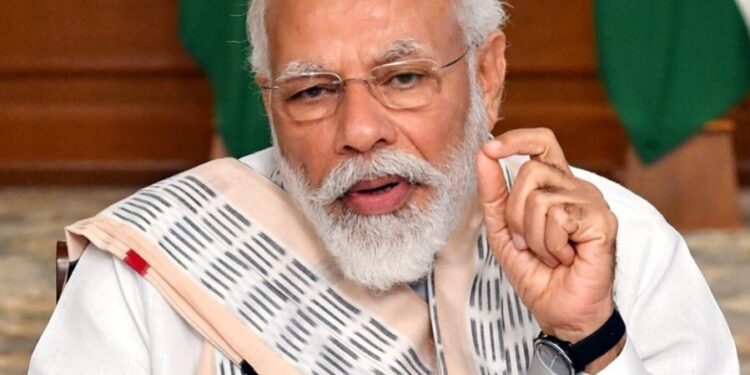 माळशिरस : पंतप्रधान नरेंद्र मोदींनी ठोकला महाराष्ट्रात तळ; “त्यांना शिक्षा देण्याची वेळ आली आहे ! ” पंतप्रधानांची शरद पवारांचे नाव न घेता खोचक शब्दात टीका