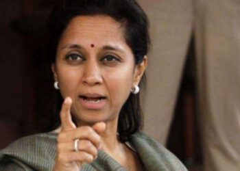 बारामतीतून मोठी बातमी : EVM ठेवलेल्या स्ट्रॉंग रूमचं CCTV फुटेज तब्बल 45 मिनिटे बंद; सुप्रिया सुळेंचा मोठा आरोप, निवडणूक निर्णय अधिकाऱ्यांनी दिले ‘हे’ स्पष्टीकरण