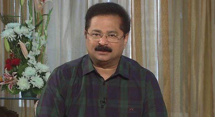 Aadesh Bandekar Insta Live : मतदानासाठी गेलेल्या आदेश बांदेकरांवर आली अशी वेळ; म्हणाले, “हे अत्यंत वाईट आहे..!” नेमकं काय घडलं ? वाचा सविस्तर