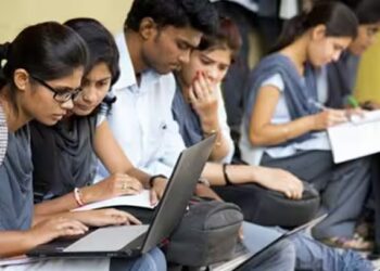 महत्वाची बातमी : बारावी बोर्ड परीक्षेचा निकाल पाहण्यासाठी विद्यार्थ्यांची झुंबड आणि वेबसाईट झाली क्रॅश