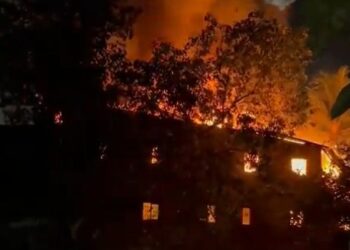 Dharavi Fire Incident : धारावीत भीषण आगीची घटना; 6 जण गंभीर जखमी, नेमकं काय घडलं ?