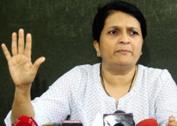 Pune Accident Case : ” अजित पवारांची नार्को चाचणी करा, त्यांचा मोबाईल तपासा !” सामाजिक कार्यकर्त्या अंजली दमानियांची थेट मागणी