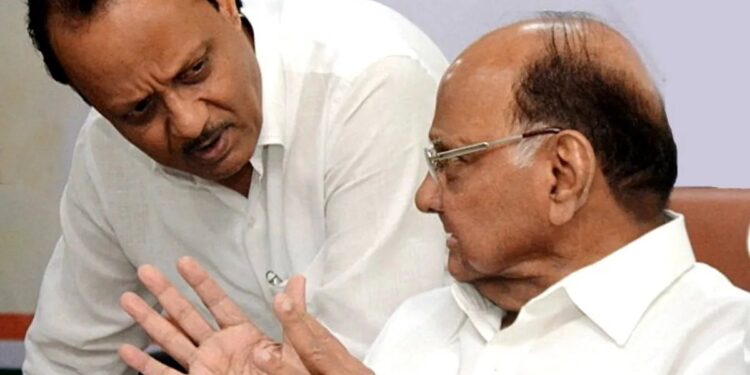 काका पुतण्यात पुन्हा शाब्दिक चकमक ! 2004 च्या घटनेबाबत शरद पवारांच्या ‘ त्या ‘ वक्तव्यावर अजित पवारांचे गंभीर आरोप म्हणाले, ‘ शरद पवार धादांत खोटं बोलत आहेत! ‘ नेमकं प्रकरण काय ?