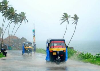 Monsoon : घन ओथंबून येती ! महाराष्ट्रात अल्हाददायक मान्सून दाखल, बळीराजा सुखावला