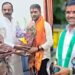 नवनिर्वाचित खासदार निलेश लंके यांचा गजा मारणे कडून सत्कार; राजकीय वाद पेटणार !