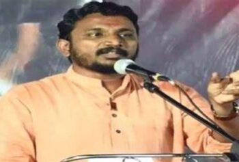 Amol Mitkari : गजा मारणेची भेट लोकसभेत केलेल्या मदतीचे आभार मानण्यासाठी होती का? अमोल मिटकरींचा निलेश लंकेंना टोला