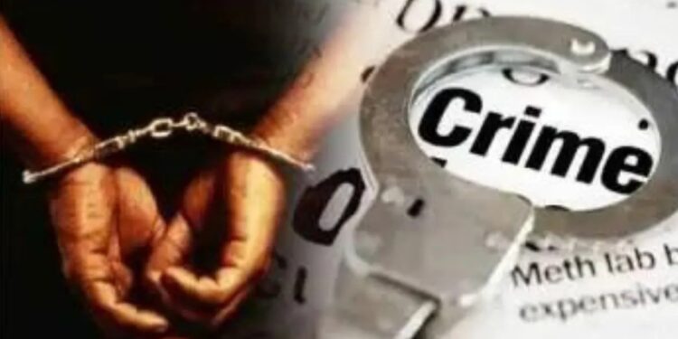 पुण्यामध्ये टोळक्याचा धुडगूस ! दारू प्यायला पैसे दिले नाहीत म्हणून अल्पवयीन आरोपींनी वृद्धावर लोखंडी रॉडने केला हल्ला